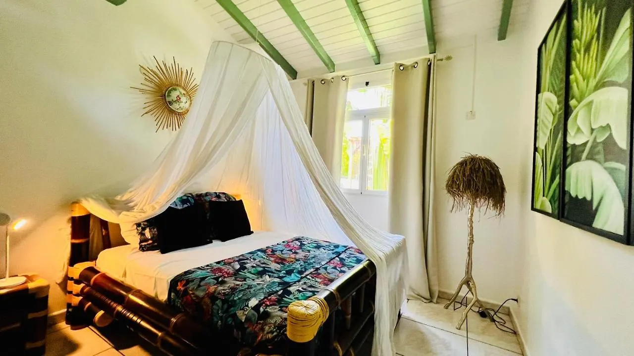 Hébergement de vacances Île tropical lodges Sainte-Anne