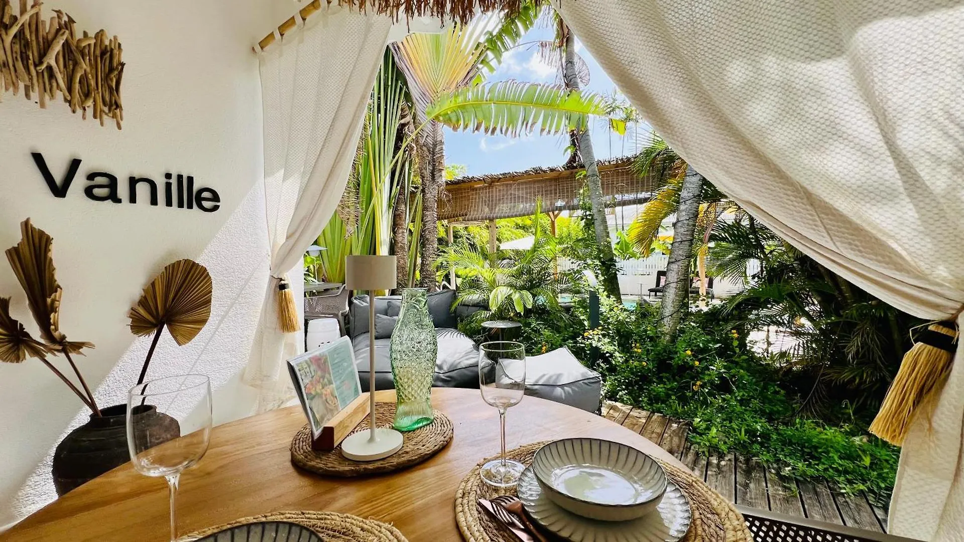 Île tropical lodges Sainte-Anne  Guadeloupe